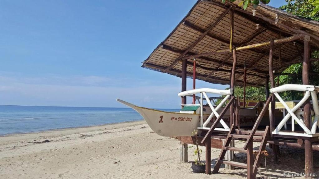 67Th Heaven Holiday Resort Lucbuan Bagian luar foto