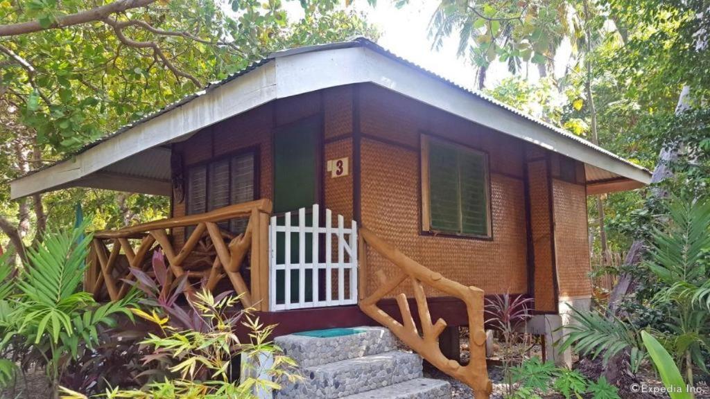 67Th Heaven Holiday Resort Lucbuan Bagian luar foto