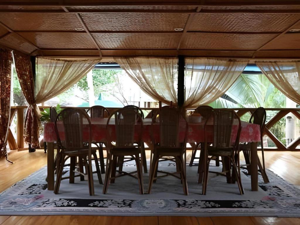 67Th Heaven Holiday Resort Lucbuan Bagian luar foto