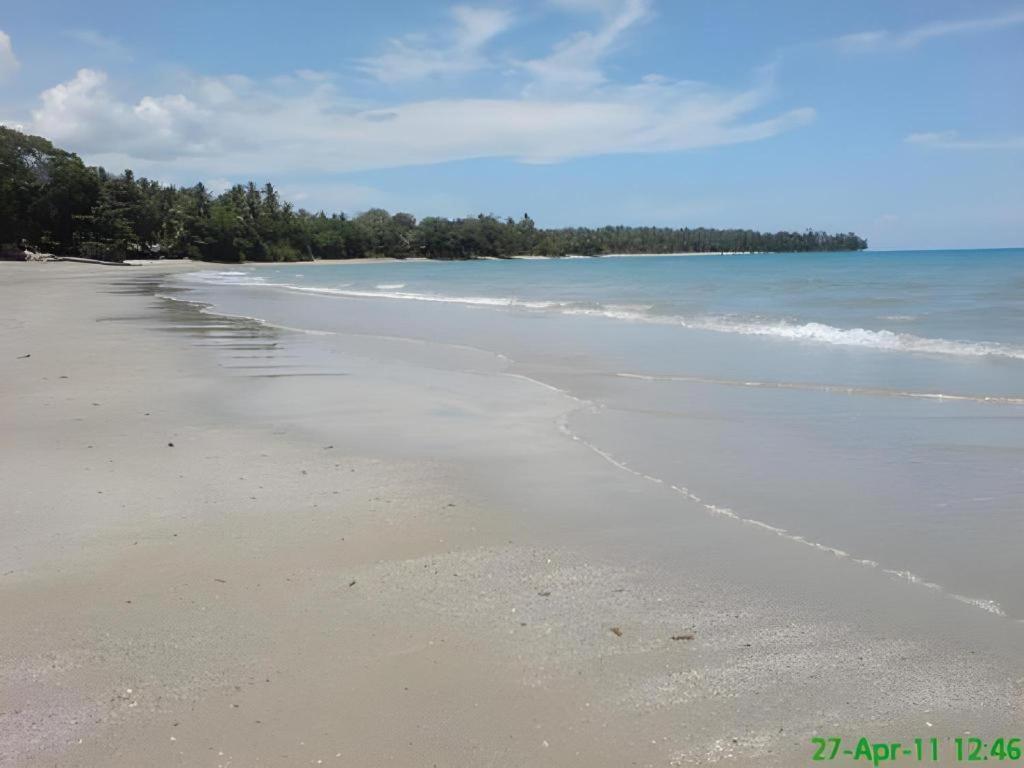67Th Heaven Holiday Resort Lucbuan Bagian luar foto