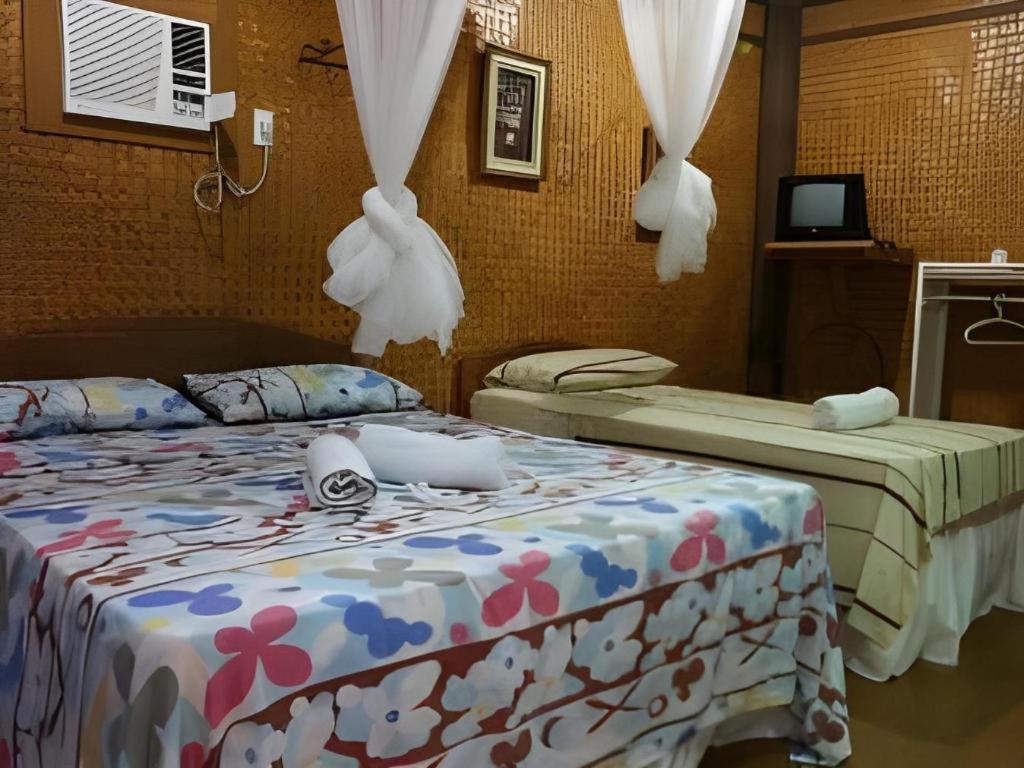 67Th Heaven Holiday Resort Lucbuan Bagian luar foto